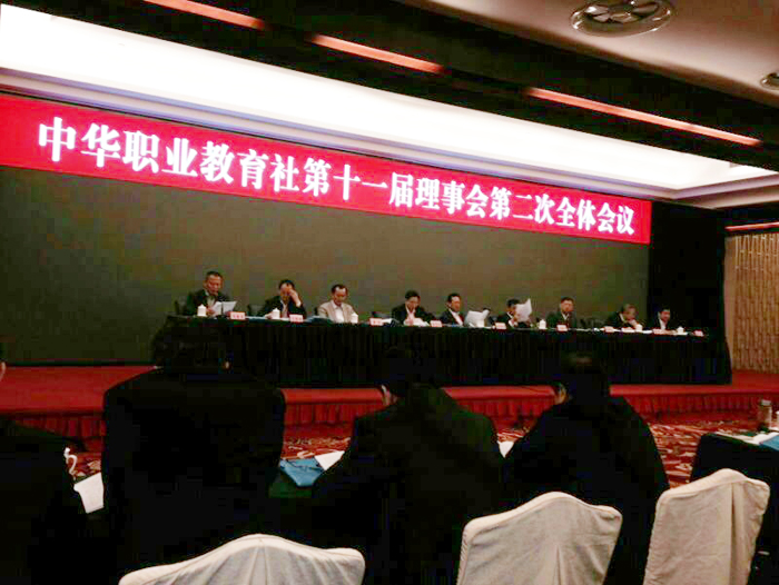 E:/lei/2015/缃戠珯绋夸欢/QQ鍥剧墖20151216083948.jpg
